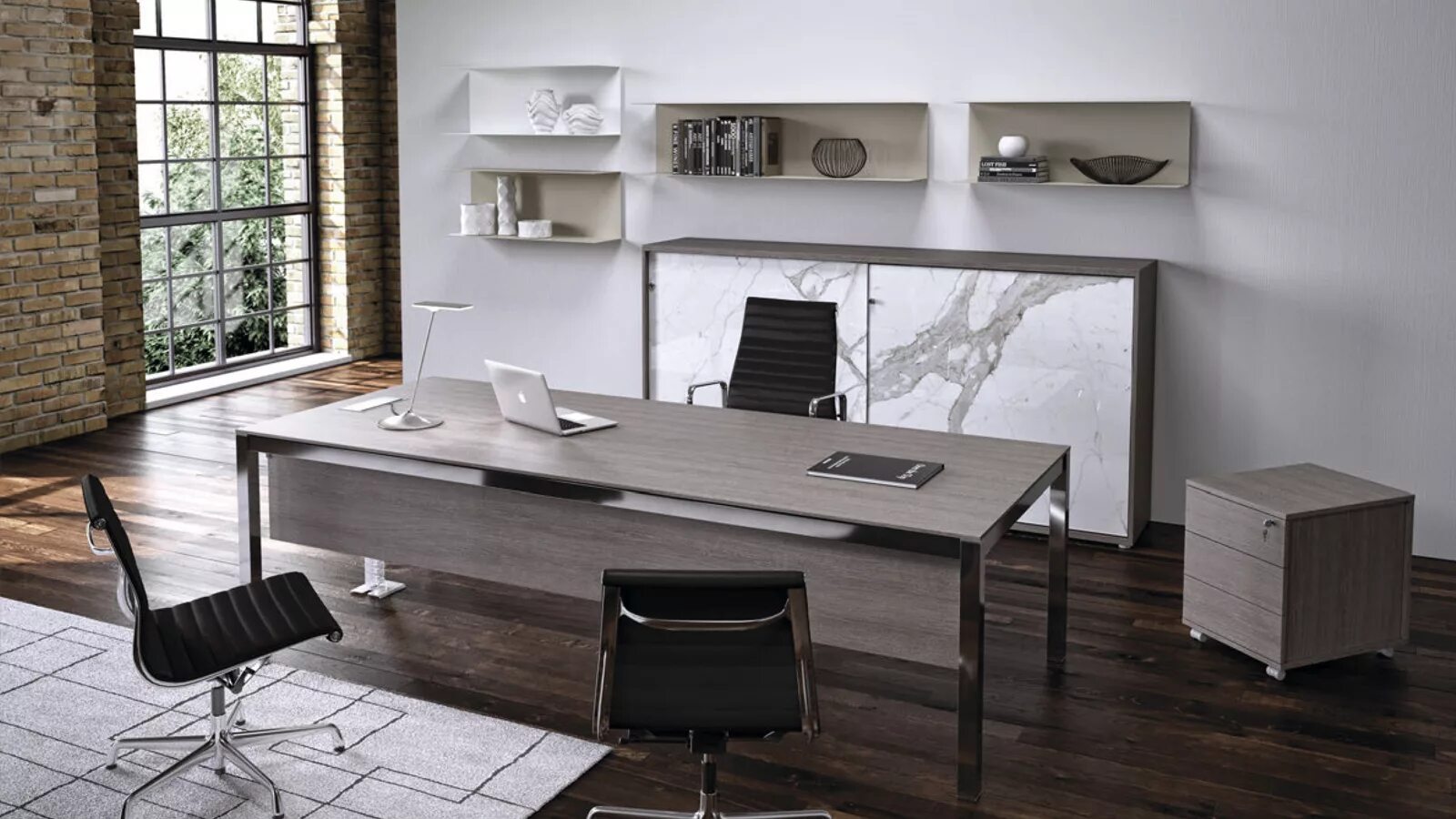 Стол руководителя Corinthia Desk. Стол лофт с брифингом. Кабинет руководителя лофт. Стол Corner Desk Loft.