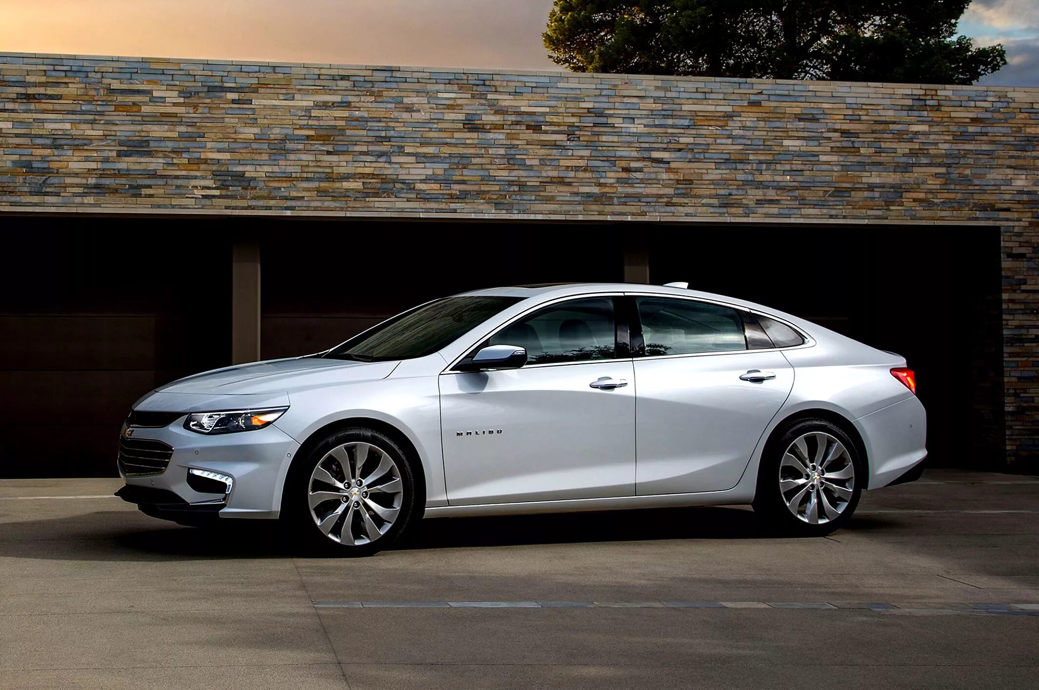 2020 белая шевроле малибу. Chevrolet malibu 2. Шевроле малибу 2016 года. Chevrolet malibu 2020. Chevrolet malibu ix.