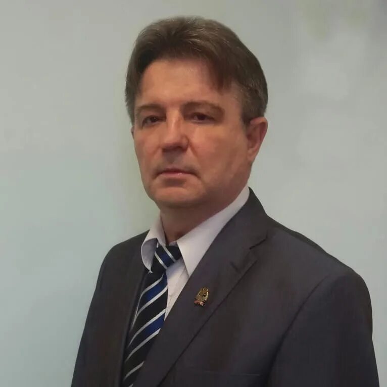 Баскаков и л. Директор баскаков.