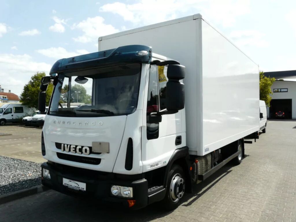 Cargo 5. Iveco EUROCARGO 120. Iveco EUROCARGO 75. Ивеко Еврокарго 10 тонн. Ивеко Еврокарго 5.