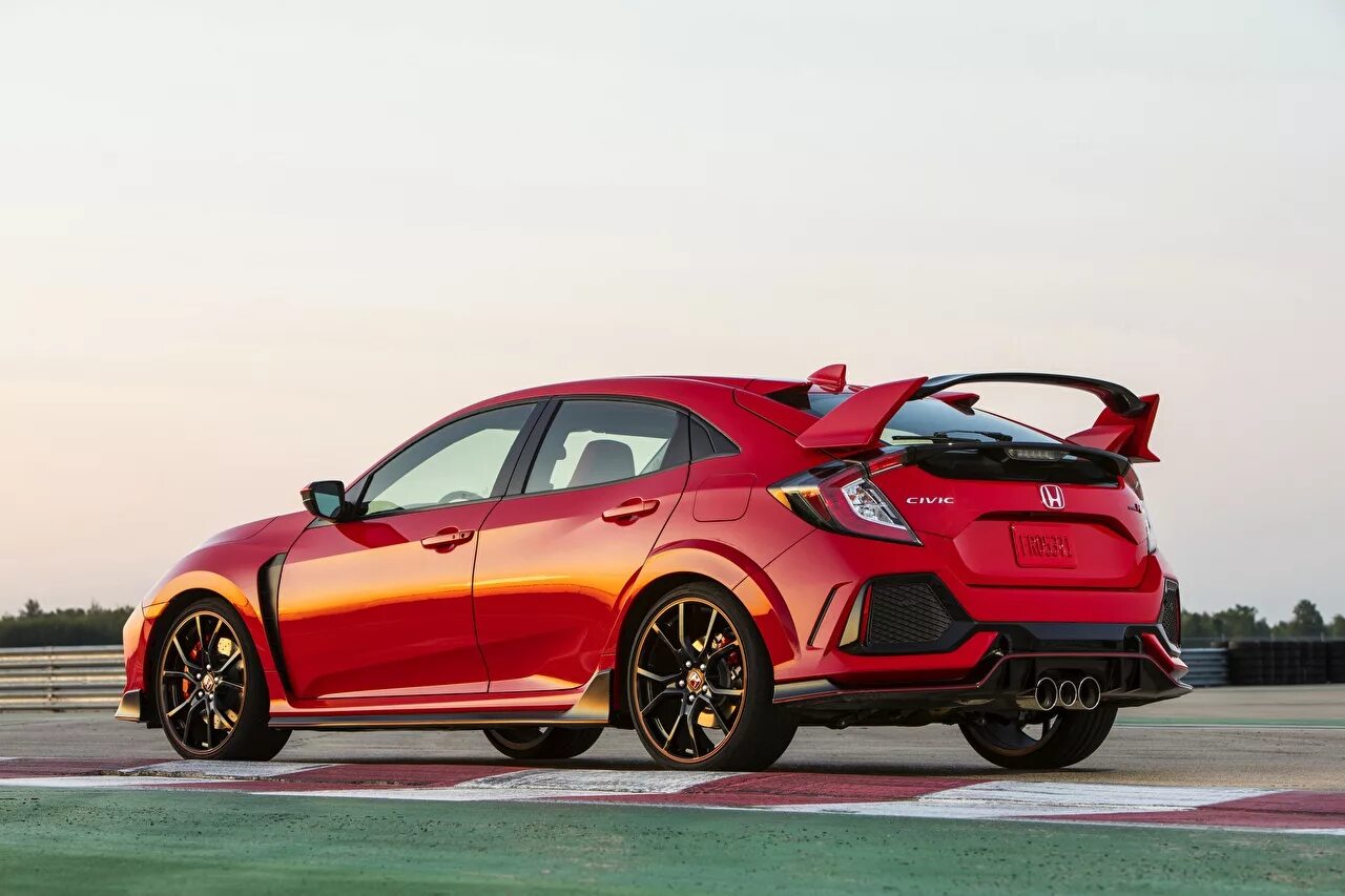 Type r x. Хонда цивик тайп р 2018. honda civic 2019. honda civic r5 type r. civic type r 2019.