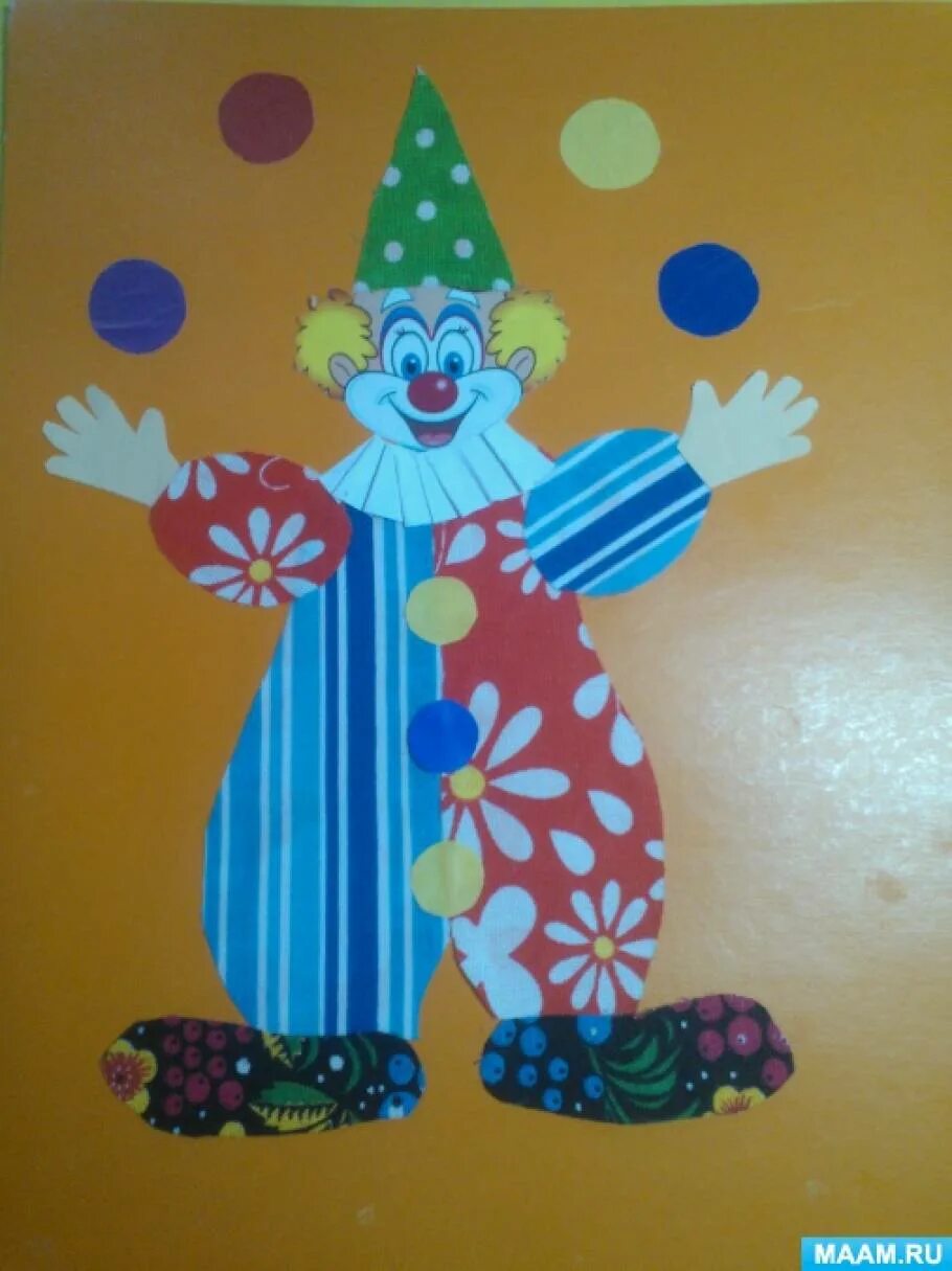 Сделать клоуна своими руками. Клоун поделка из бумаги. Аппликация "клоун". Клоун аппликация для детей. Весёлая аппликация "клоун".
