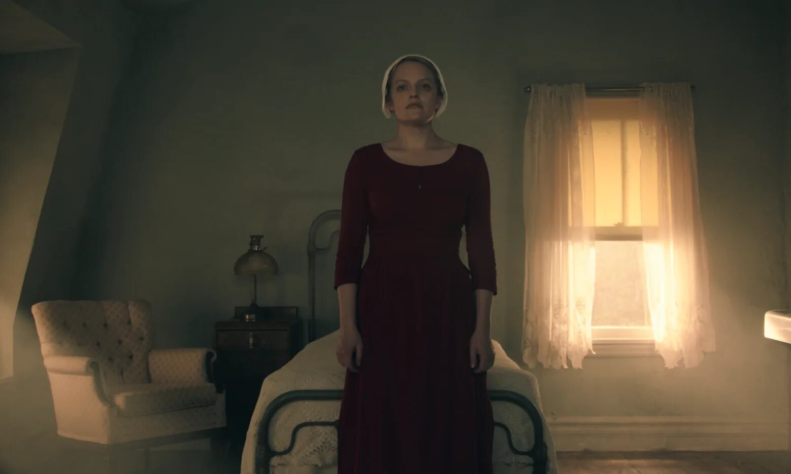 Пенни дредфул итан. Элизабет мосс рассказ служанки. Рассказы трейлер. Рассказы трейлер. Брайан крэнстон 1+1.