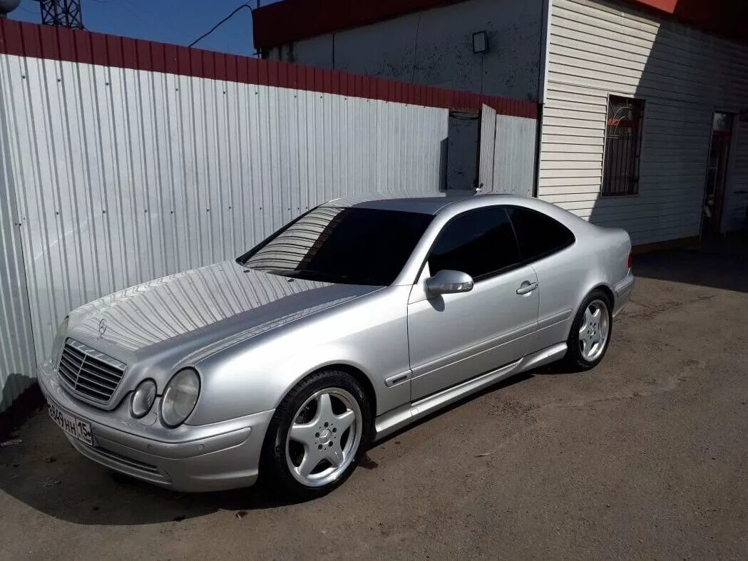 Мерседес clk 208