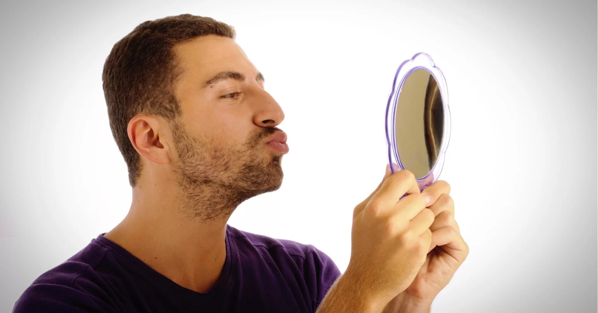 Самовлюбленный человек. Самодовольный парень. Самолюбование. Жесткие переговоры. Самовлюбленный человек.