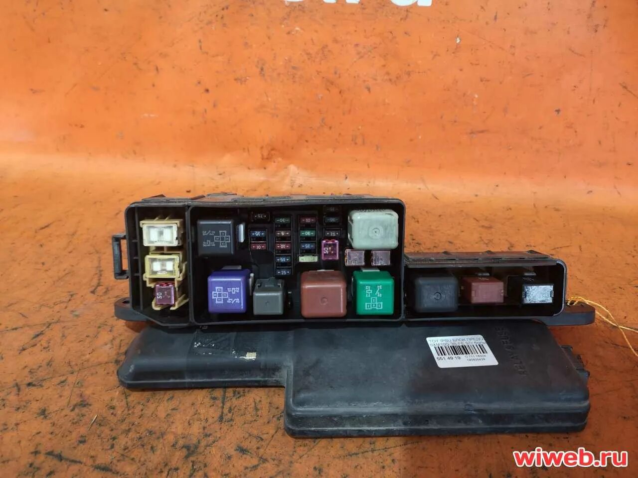 Где находится предохранители ипсум Switch & Relay & Computer для Toyota IPSUM ACM21, год: 2001 2009. OEM запчасти