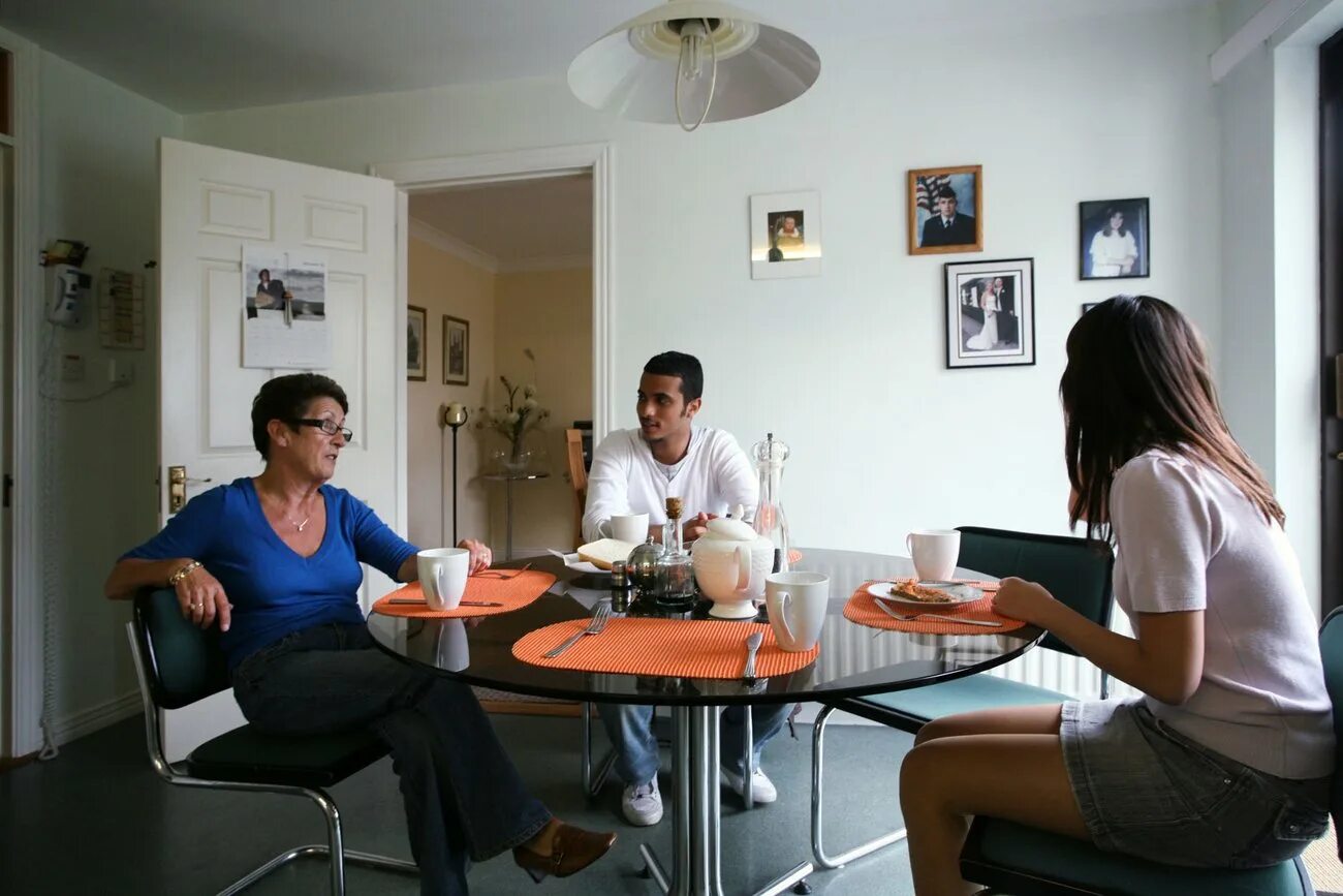 They went home. Хост семья. Homestay Families. Living in a host Family