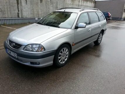Тойота авенсис универсал 1999