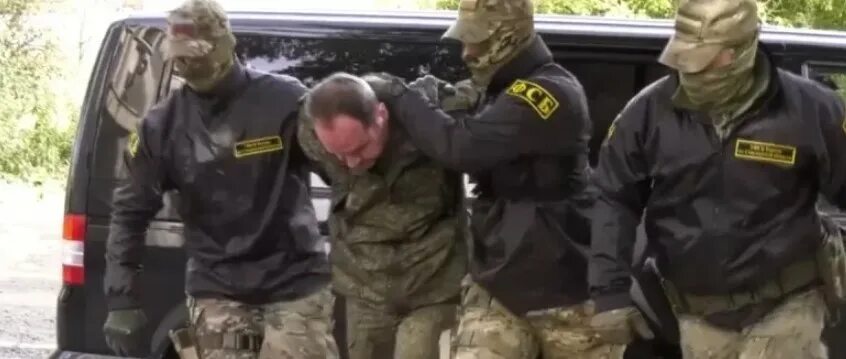 армия польши. дагестанец в маршрутке. угрожал русским. шубаиб болатукаев. к основным внутренним угрозам национальной безопасности рф относят:.