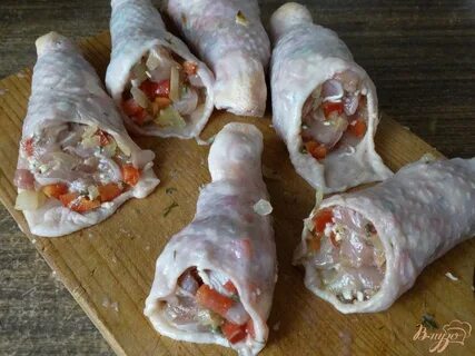 Фаршированные голени курицы без кости в духовке