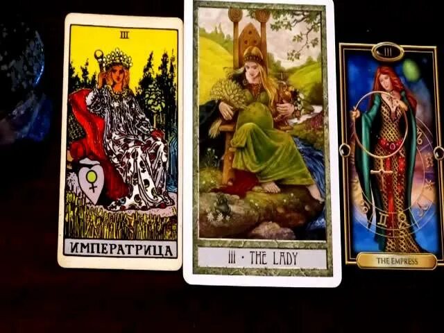 Императрица 3 таро. Колоды карт таро императрица. аркан таро венера. императрица жезлов таро. карта таро императрица фото.