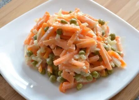 Вареная морковь и горошек