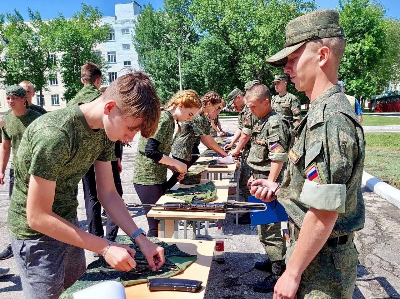 Как проходит зарница. Зарница 1996. военная игра зарница. зарница (игра). спортивная игра зарница.
