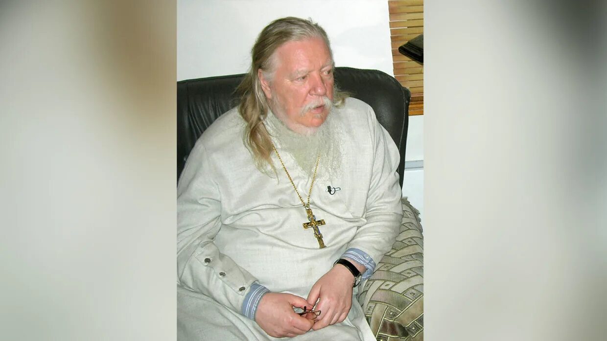 Протоиерей вячеслав жебелев волгоград. Иерей александр цыганов псковская епархия. Священник сергей тарасов. Протоиерей вячеслав смирнов. Отец александр цыганов псков.