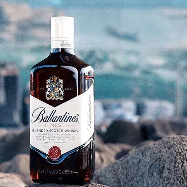 Balantais цена. Ballantine's Finest 1л. Виски Баллантайнс Файнест. Виски шотландский купажированный Баллантайнс Файнест. Виски Балан Баллантайнс.
