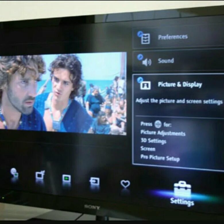 Сони бравиа телевизор cdl32v4500. Полоса на телевизоре sony. Зеленый монитор. Зеленый монитор. Телевизор sony bravia 32 klv-32bx301.