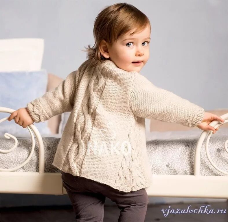 Вязание девочкам жакеты. Кардиган для девочек. Вязание девочкам жакеты. Кофточка для девочки. Вязание девочкам жакеты.