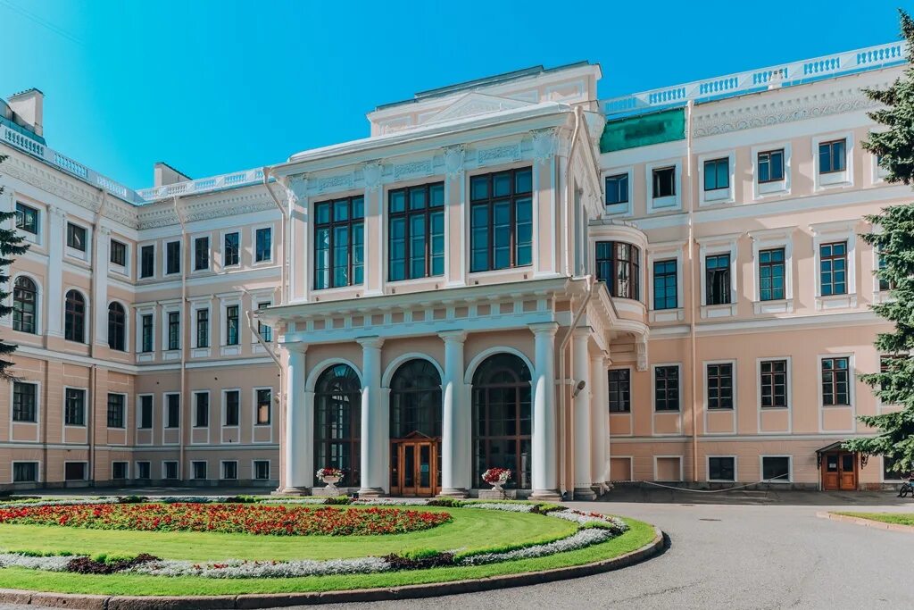 Фото, Аничков дворец, Санкт-Петербург - фотографии на PtMap.ru