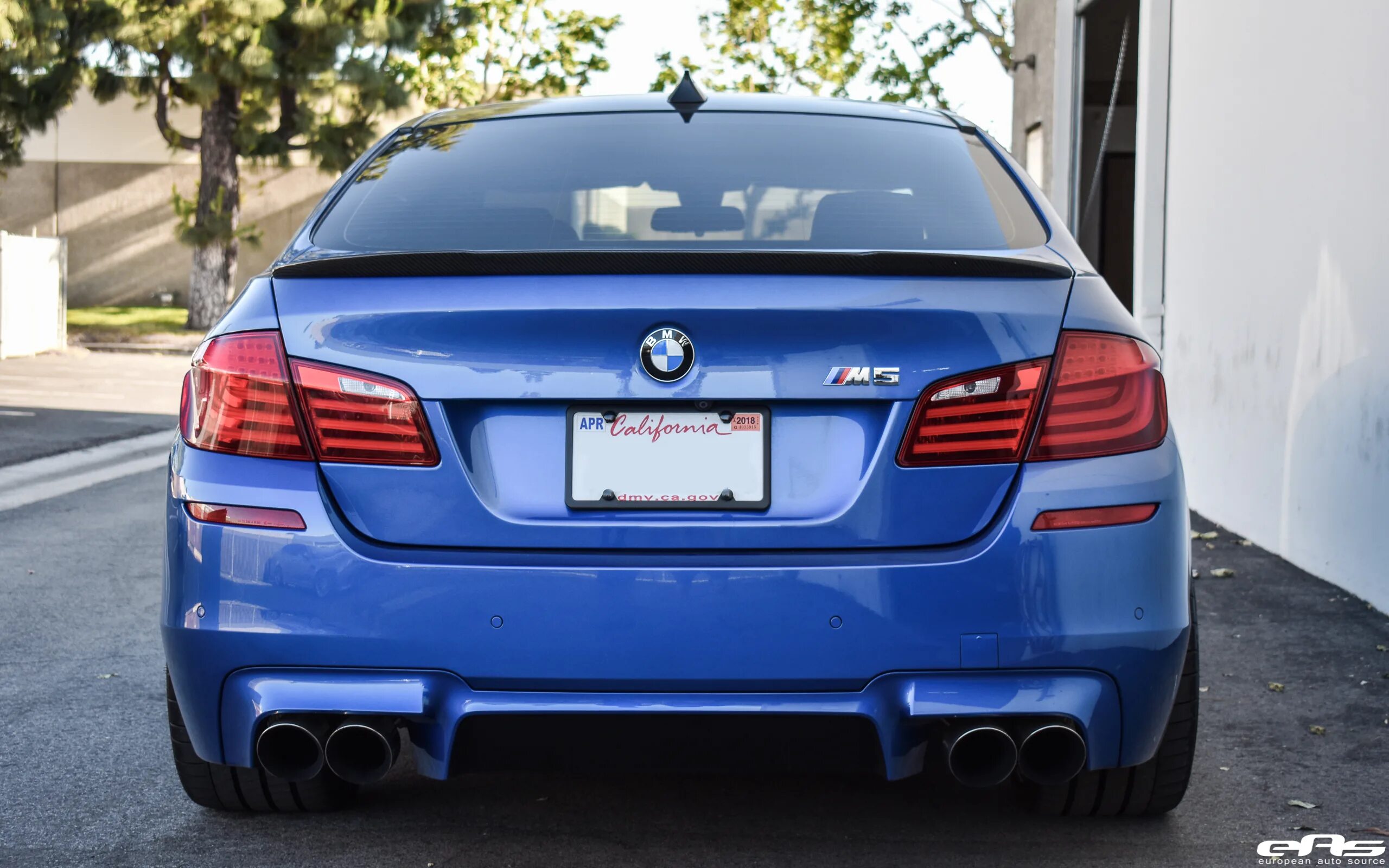 BMW m5 f10 зад. BMW m5 back. БМВ м5 ф10 синяя. М5 зад