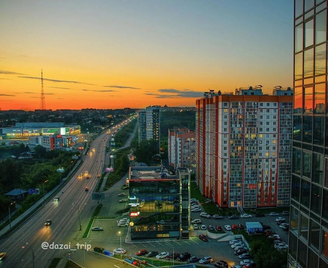 Томск пр комсомольский. Комсомольский проспект Томск. Улица Сибирская Комсомольский проспект Томск. Комсомольский проспект 48 Томск. Комсомольский 20 Томск.