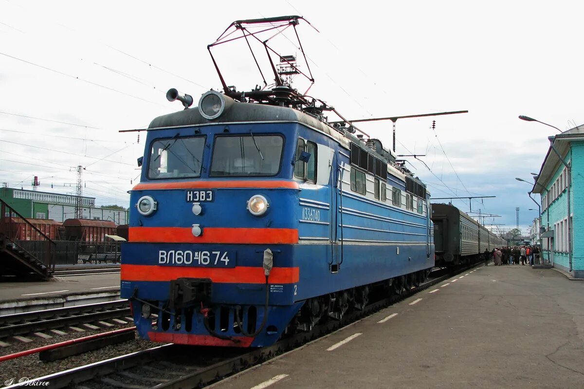 Электровоз в 12. Вл60 электровоз. Вл60 Вологда. Вл60 1962 Вологда. Электровоз вл12 002.