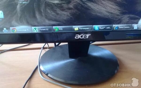 Монитор acer 236 hl. Как включить монитор асер. Монитор acer сзади. Монитор acer g236hl. Монитор acer кнопка включения.