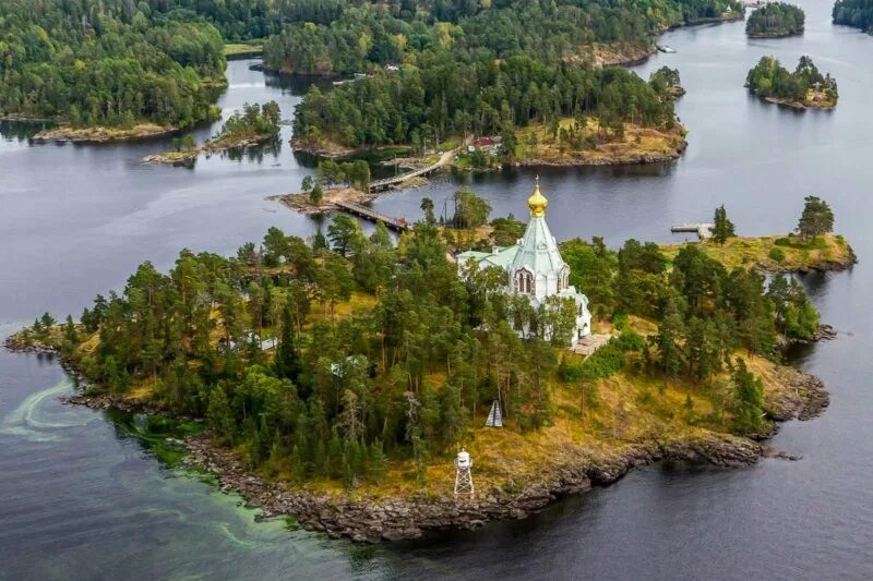 Тур на валаам из спб. Валаам остров Валаам. Валаамский архипелаг Ладожское озеро. Святой остров Валаам Карелия. Приозерск остров Валаам. Валаамский монастырь.