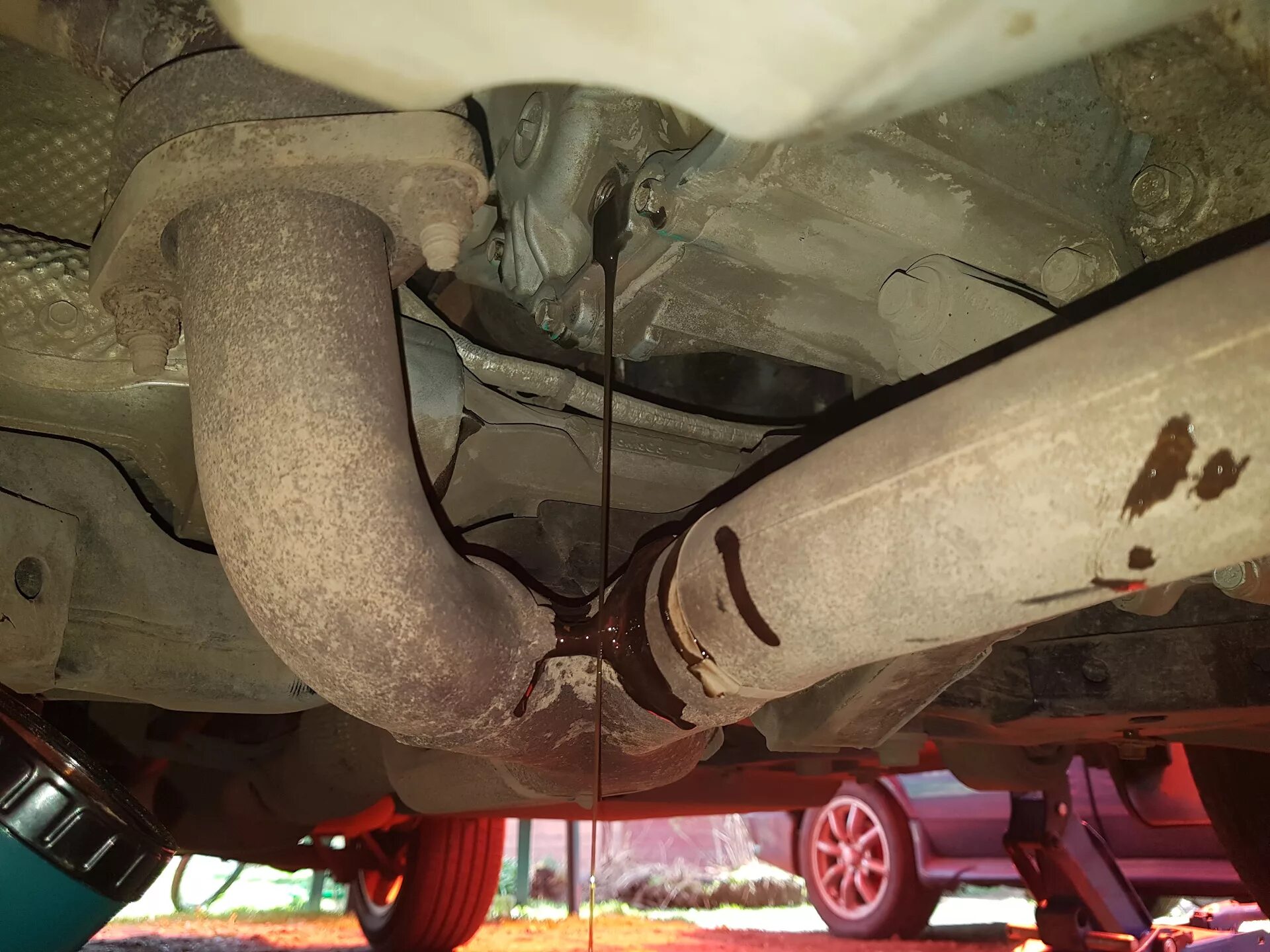 Ford explorer 2008 года масло акпп. Раздатка форд эксплорер 5 масло. Масло в акпп форд эксплорер 5. Масло в коробку автомат форд эксплорер 5. Акпп форд эксплорер 5 масло форд.