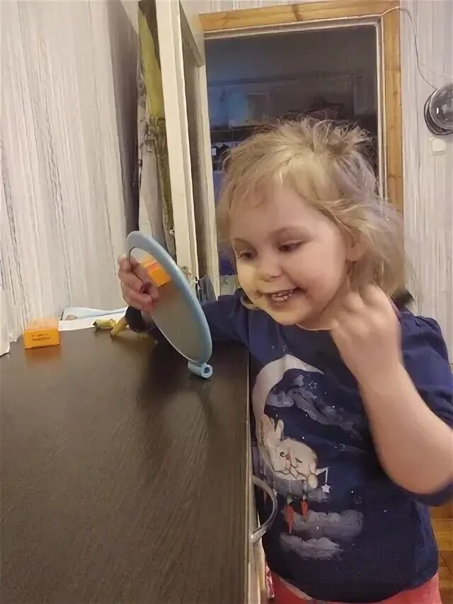 Ей всего 8 лет. Девочка эльф шарлотта гарсайд. Дочь совсем большая. Дочь совсем большая. Дюймовочка шарлотта гарсайд.