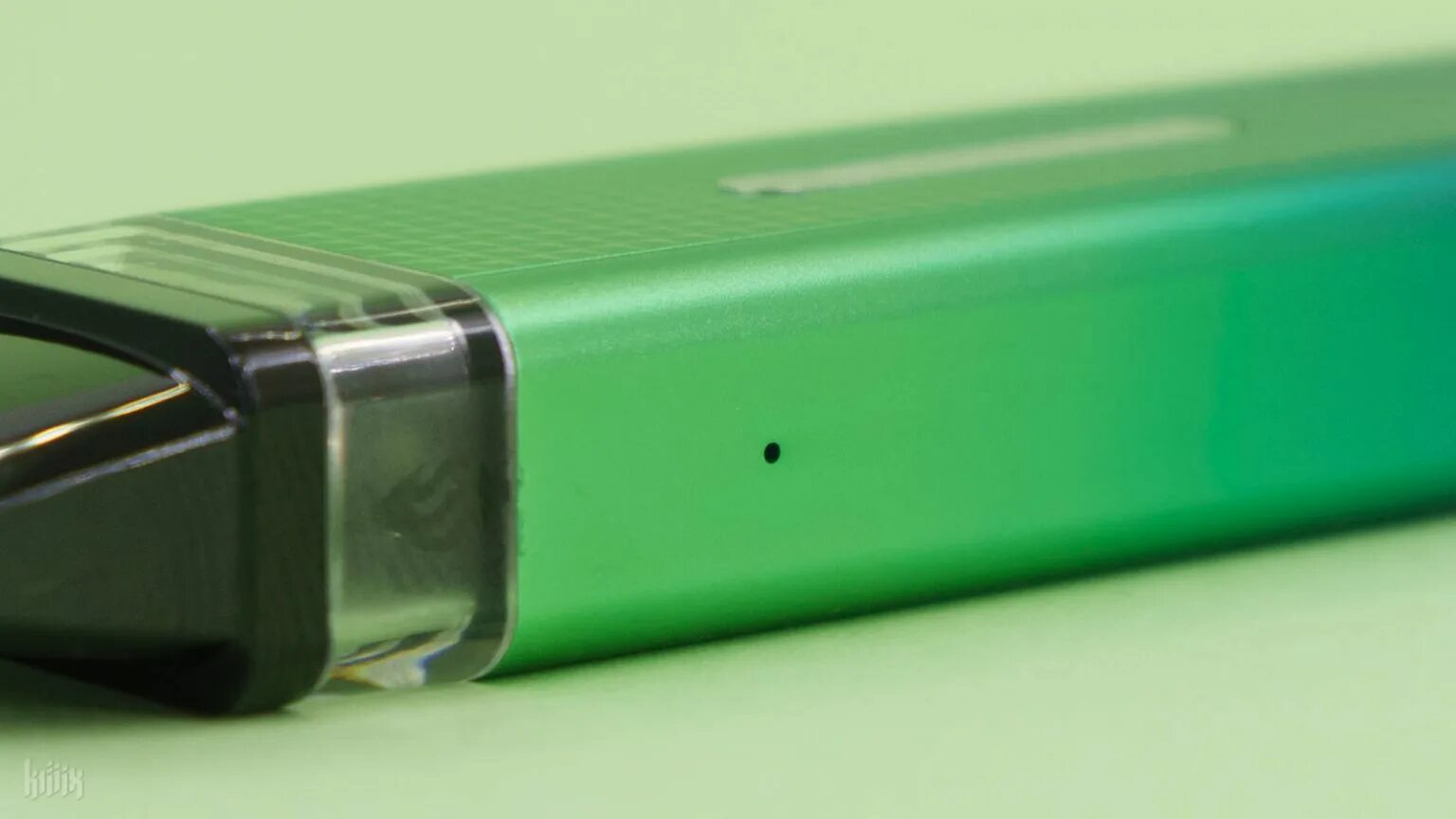 Как понять что xros mini зарядился. Xros mini pod. xros mini изумрудный. xros mini forest green. xros mini разбор.