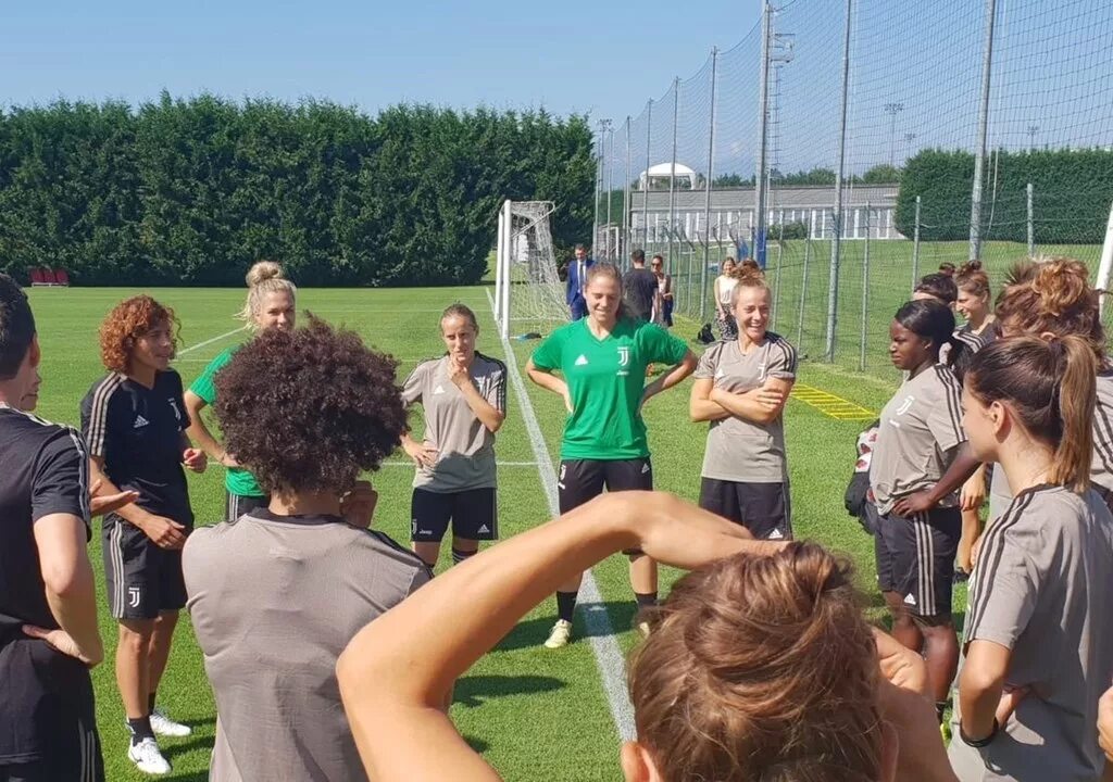 Лого rapporto. Студенты италии. Лого rapporto. Лого rapporto. Гк поколение.