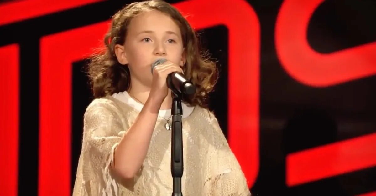 Lucie the voice kids france. Voice Kids. The Voice Kids сериал с 2014 г.. Эмма из Voice Kids. Voice Kids 2023.