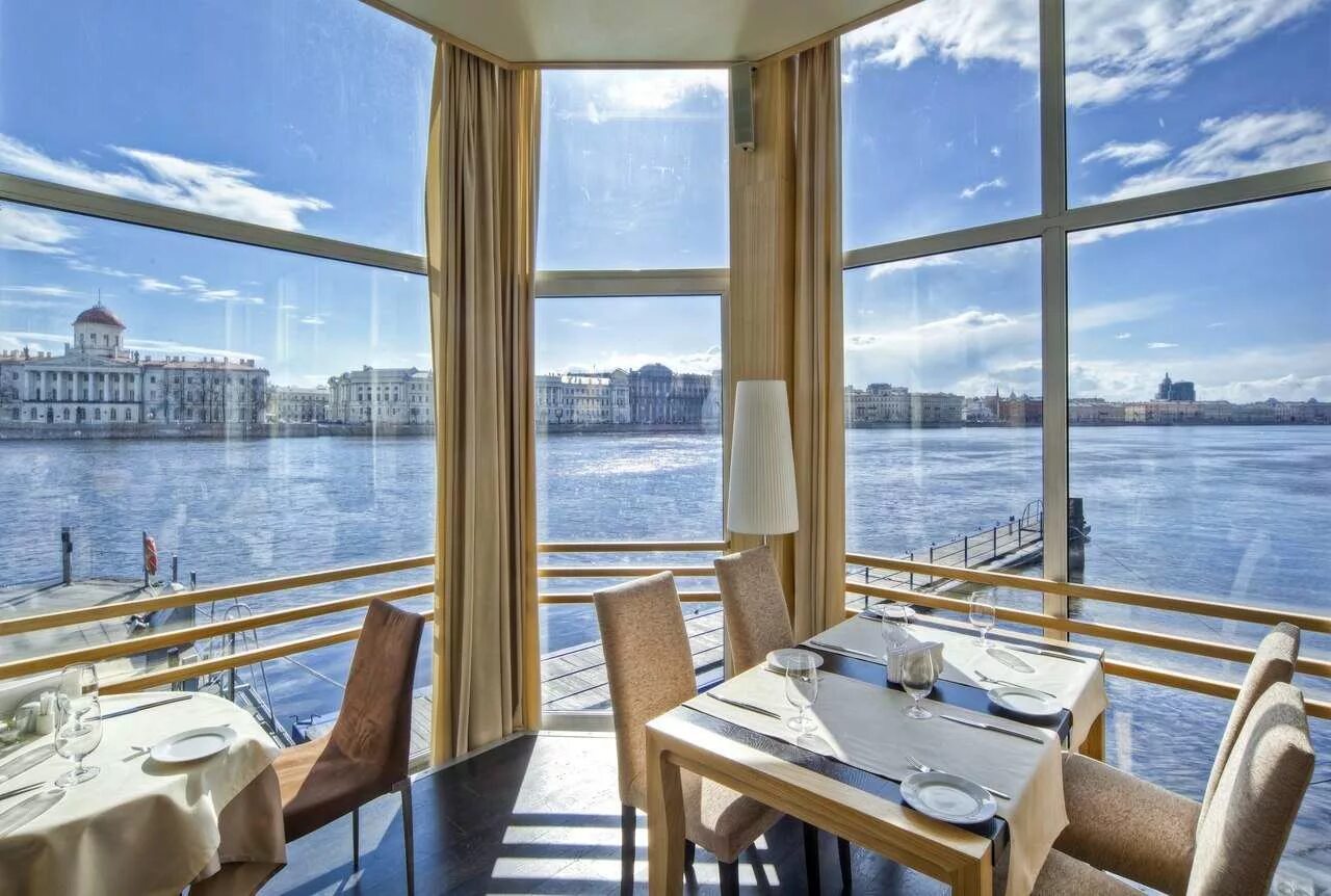 Терраса ресторан исаакиевский собор. La vue, санкт-петербург. Ресторан москва на невском веранда. Ресторан акварель санкт-петербург. Барашки ресторан на сенной.