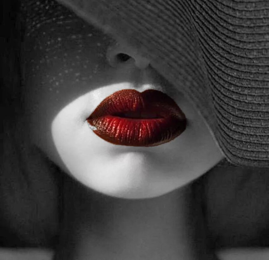 Картина губы девушки. Картина губы девушки