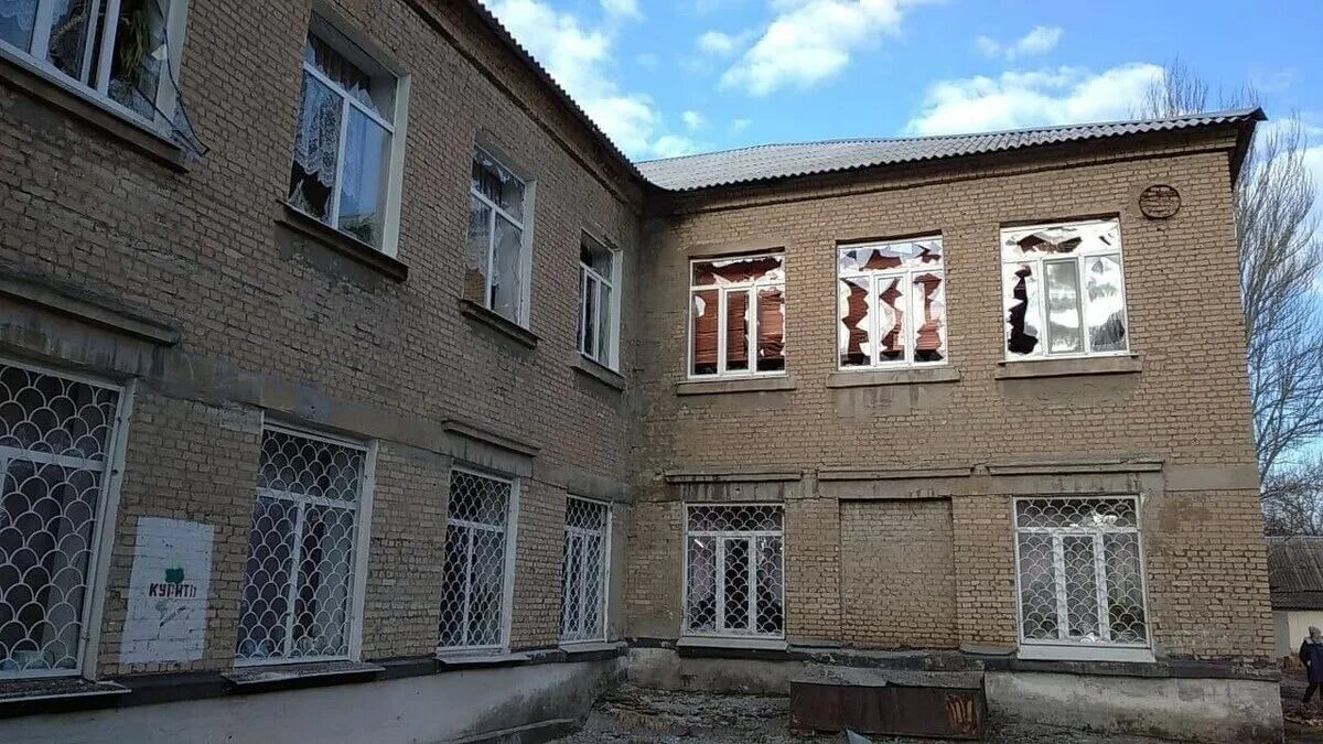 Школа 1 донецк. Школа 105 донецк.