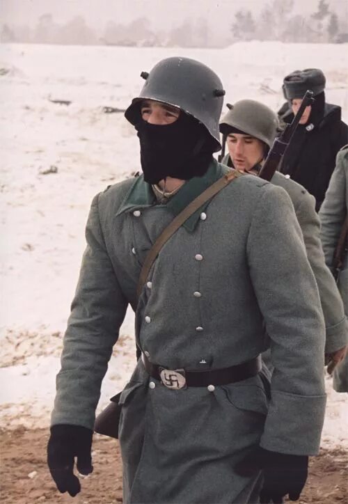 немецкий солдат gewehr 43. немецкие солдаты зимой восточном фронте 1941. вермахт зима 1941. боевая группа хансен. Dragon 6490 german panzergrenadiers черкассы 1944.