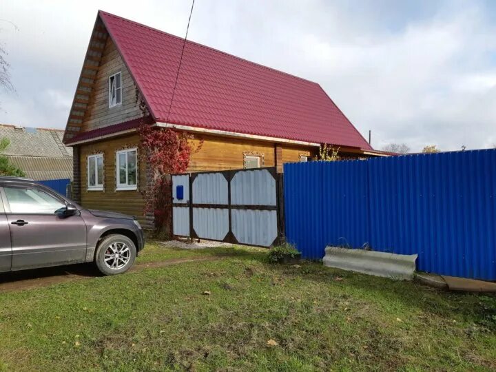 Авито крестцы новгородская область. Дом в Крестцах Новгородской области. Дом в п. Крестцы Новгородской. Дом Крестцы ул Красноармейская. Дом батурицкому Крестцы.