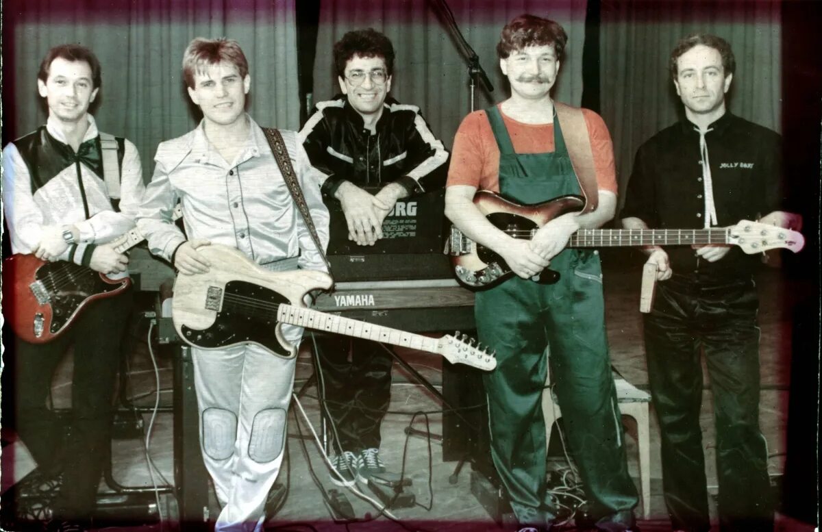 Время союза группа. Группа весёлые ребята (ВИА). Группа весёлые ребята 1988. Веселые ребята СССР группа.