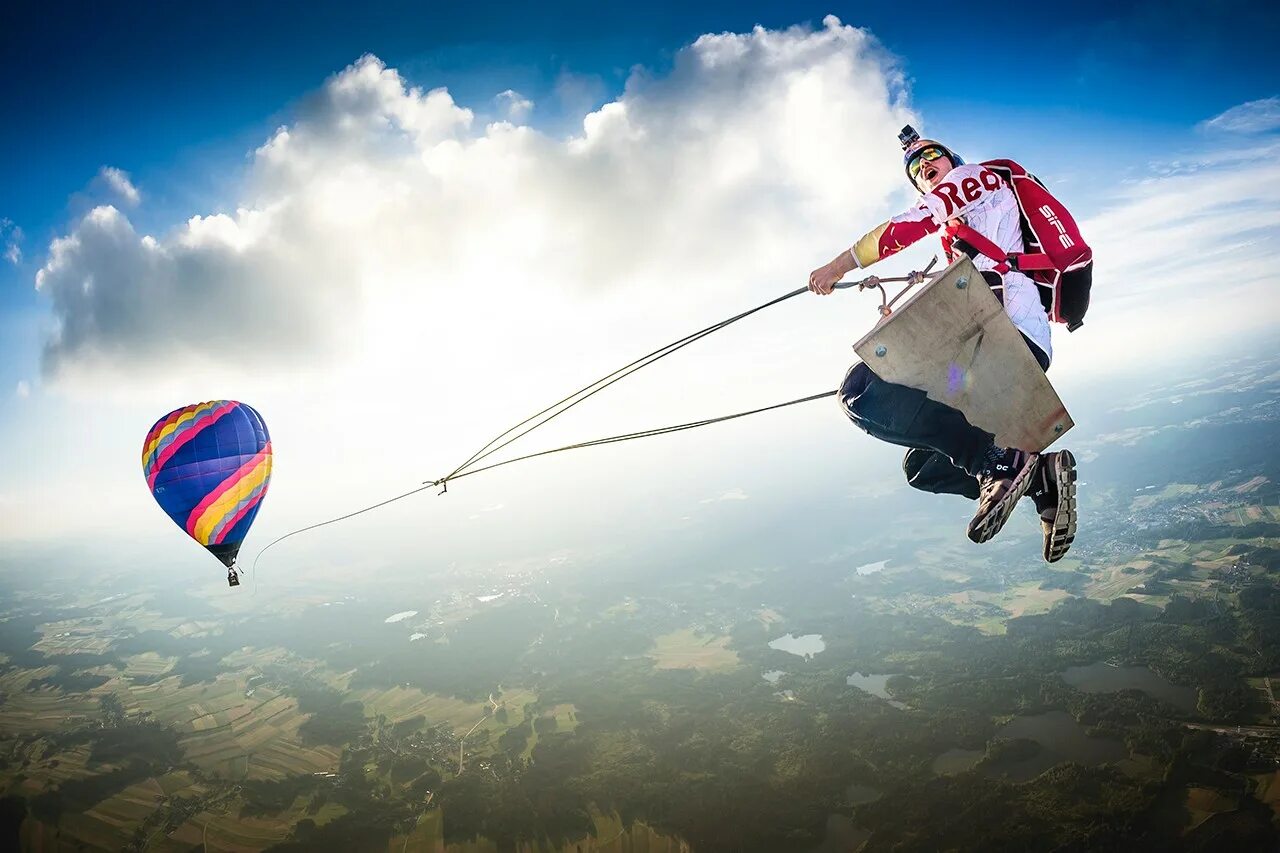 Экстрим называется. Экстремальной фотографии red bull illume 2019. red bull экстрим. ред булл спорт. воздушный экстрим.