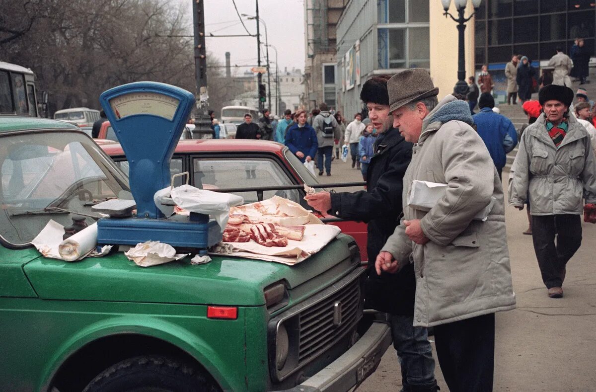 Москва лихие 90-е. Лихие 1990-е Москва. 90-Е годы в России. Лихие 90 в Москве.