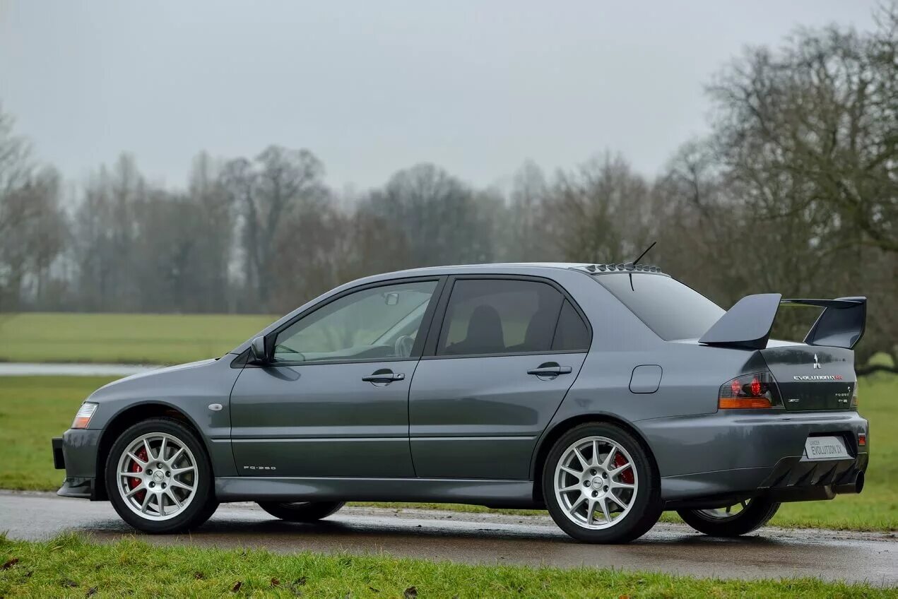 Mitsubishi lancer 9. Mitsubishi lancer evolution 9 mr. mitsubishi lancer evolution 9 grey. лансер 9 эво серый.