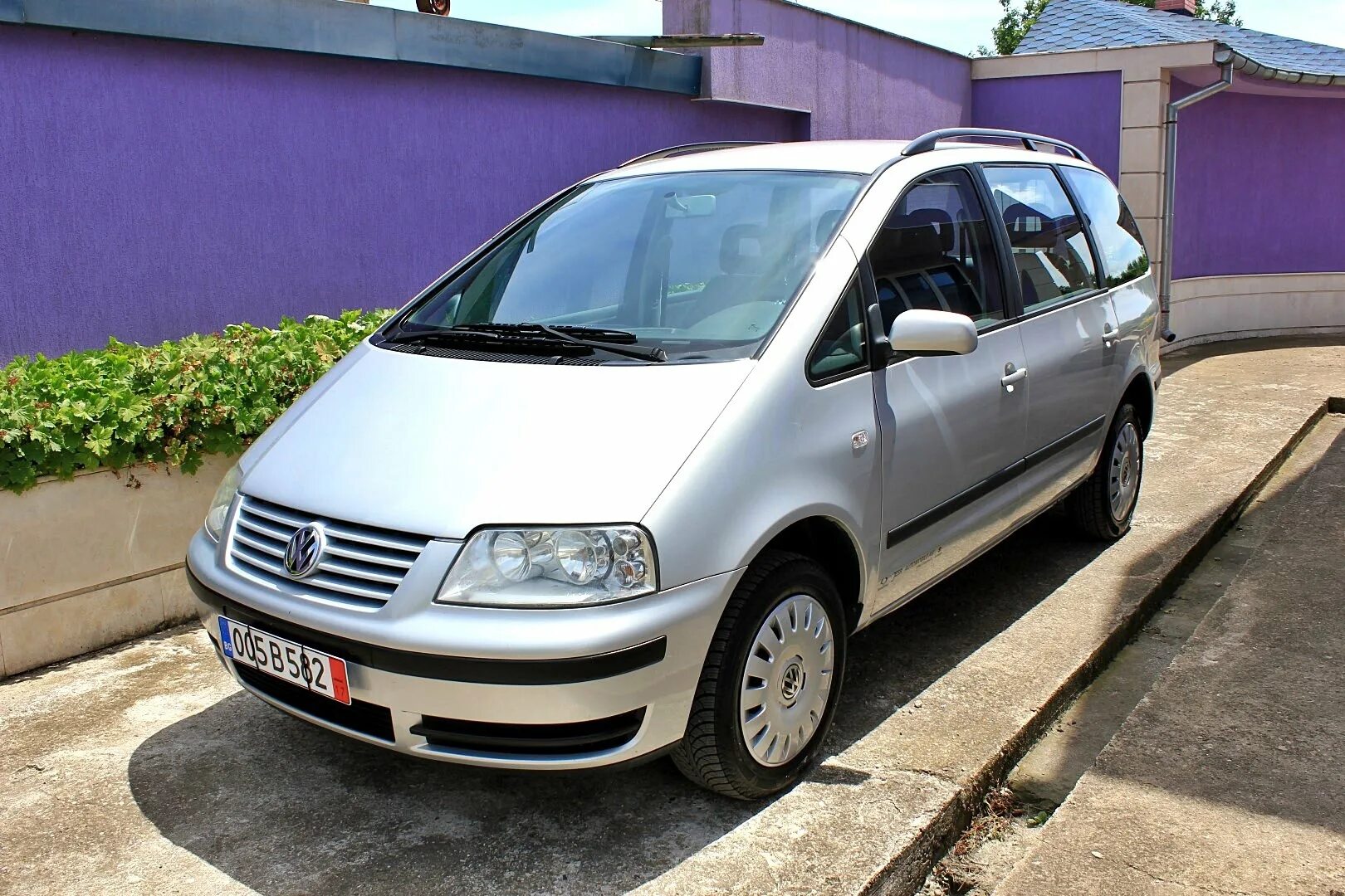 Volkswagen sharan 2001 год. Volkswagen Sharan 1.9 TDI. Volkswagen Sharan 1.9 дизель. VW Sharan 2001 1.9 TDI. Фольксваген Шаран 2003.