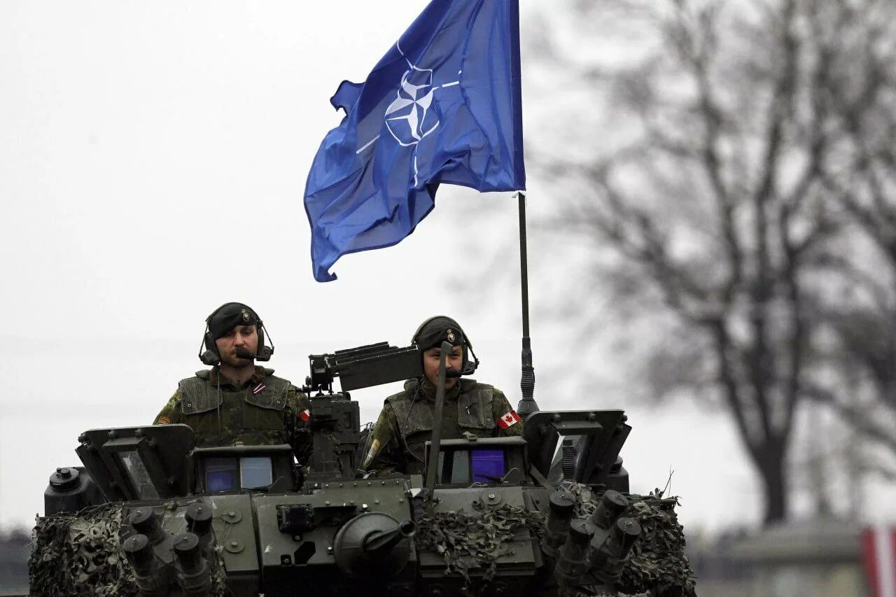 Нато последние новости граница. Учения НАТО 2022. Учения НАТО В Румынии 2022. Военная доктрина НАТО. Армия НАТО учения.