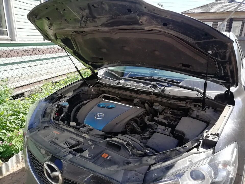 Мазда 6 как открыть капот. Упоры капота мазда 6 gh. капот mazda cx 5. газовые упоры капота мазда сх9 2019. сх5 амортизаторы капота.