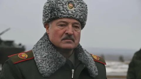 Лукашенко военное положение