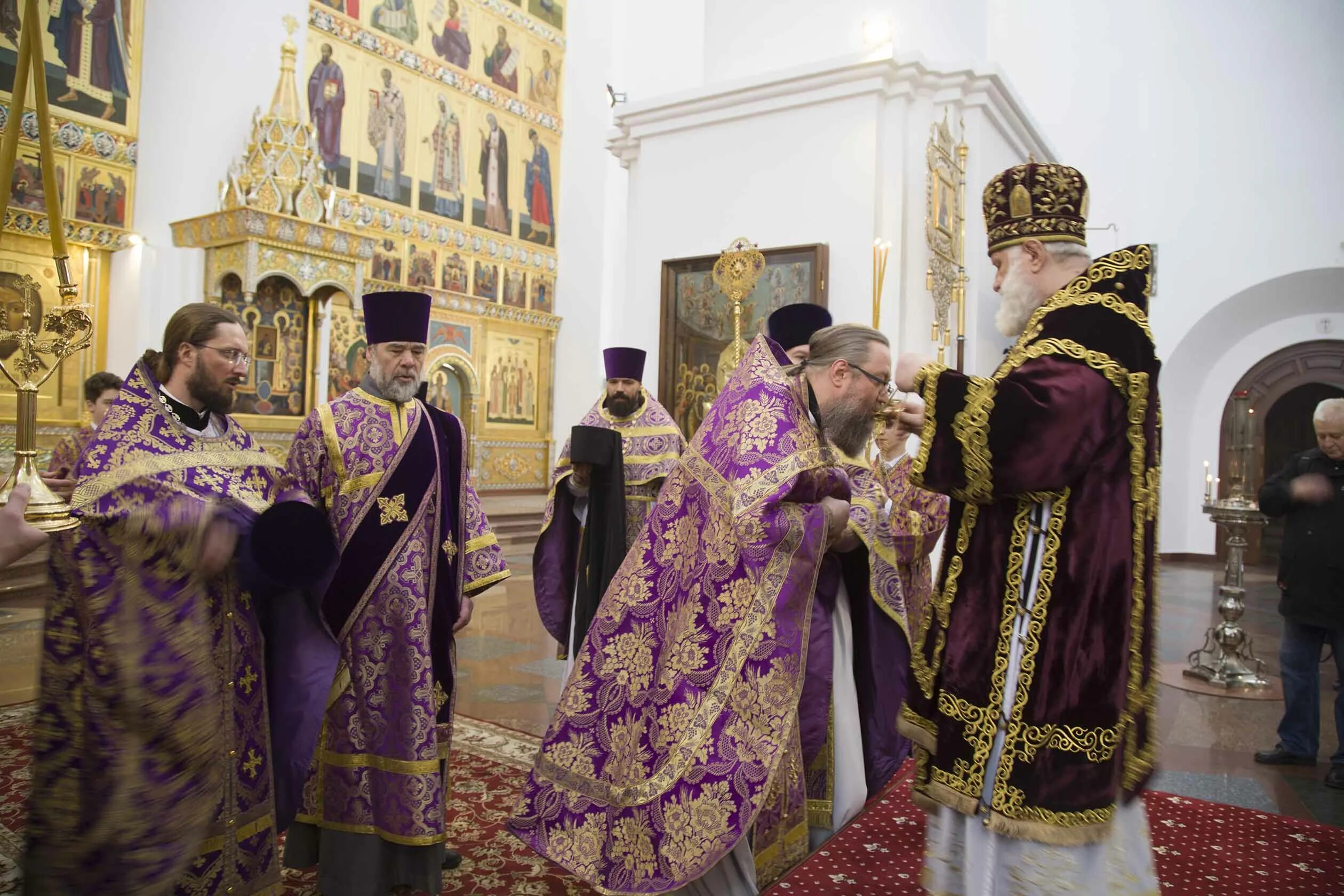 храм петра и павла ярославль настоятель. ярославская епархия храм на туговой горе дмитрий. отец адриан денисов ярославль. протоиерей василий садовский дивеево. протоиерей владимир соловьев алупка.