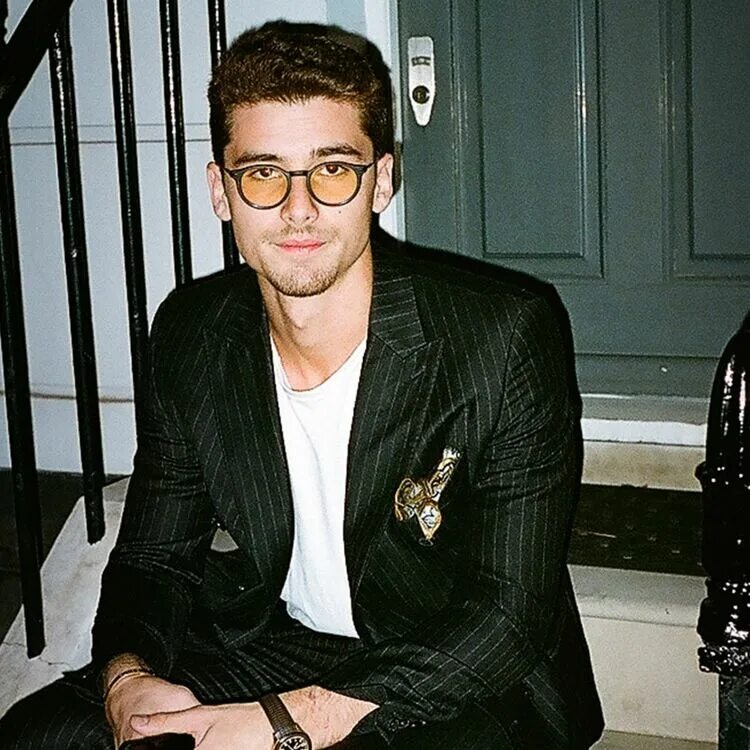Iman gadzhi girlfriend. Иман гаджи кто. Иман гаджи миллионер. Imam gadzhi. Иман гаджи миллионер.