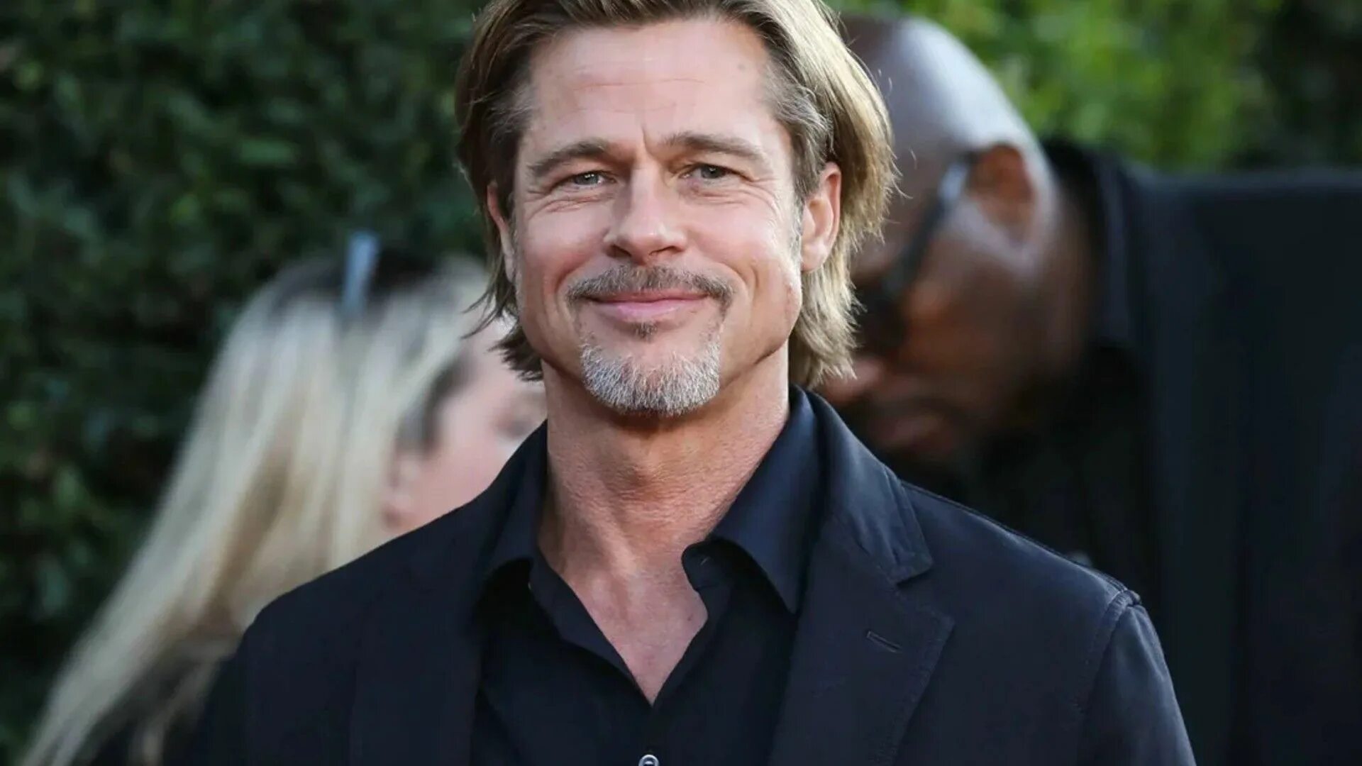 Брэд питт фото 2022. Брэд питт 2004. Брэд питт фото 2023. Брэд питт ринопластика. Брэд питт фото 2022.