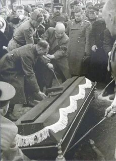 15 апреля 1944 года