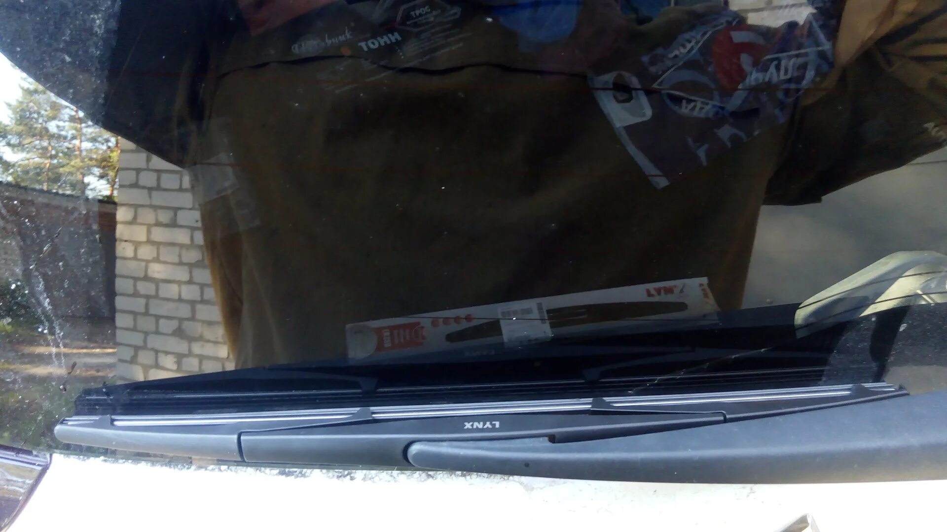 Замена поводка заднего дворника pajero 2. Митсубиси паджеро спорт задний дворник. Паджеро 4 поводок заднего дворника артикул. Задний дворник паджеро спорт 2. Задний дворник паджеро спорт 2.